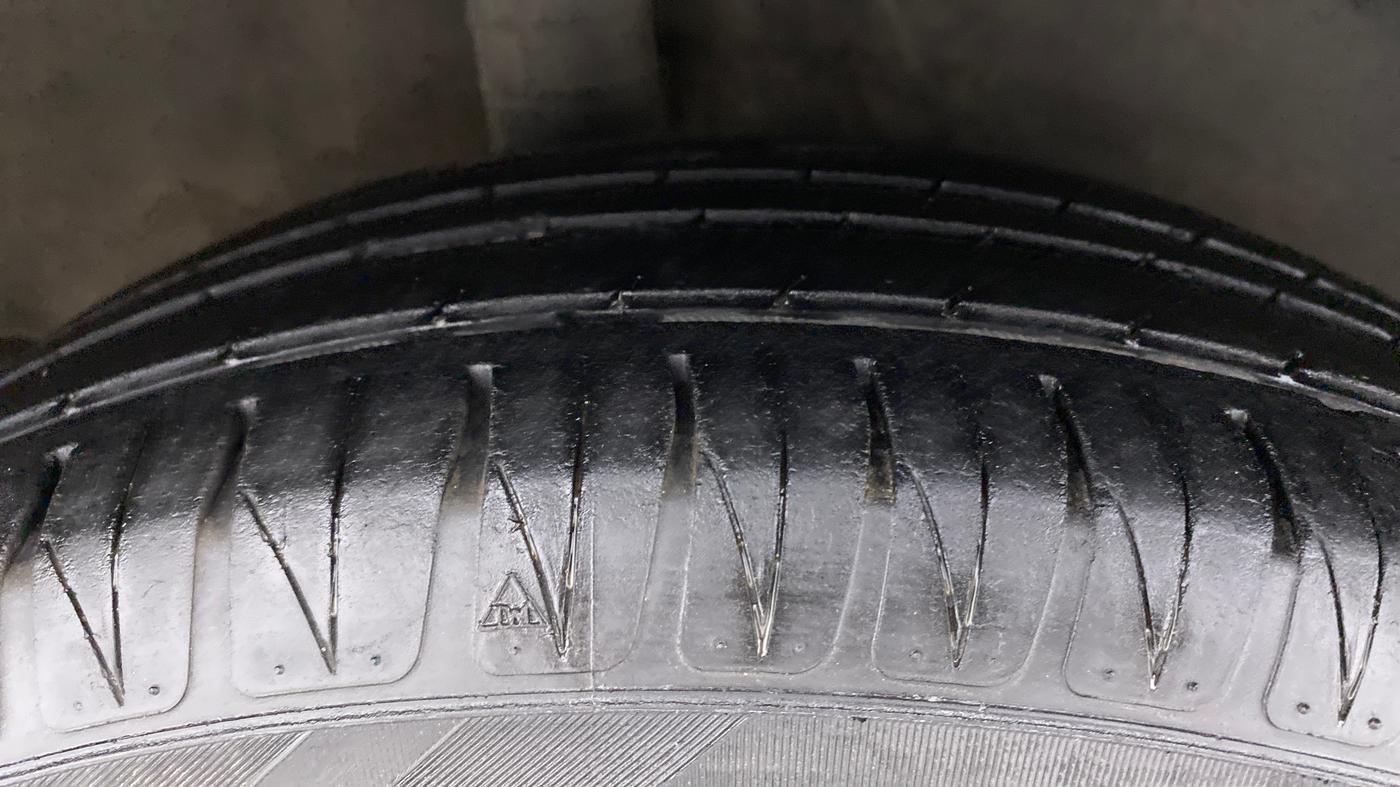 2014 Nissan Micra XV CVT, Petrol, Automatic, 96,434 km, Right Rear Tyre Tread