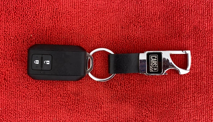 2021 Toyota Glanza G ISG, Petrol, Manual, 15,010 km, Key Close Up