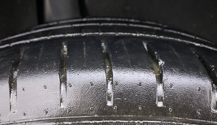 2021 Toyota Glanza G ISG, Petrol, Manual, 15,010 km, Right Rear Tyre Tread