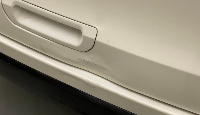 2018 Mahindra MARAZZO M8 7 STR, Diesel, Manual, 75,436 km, Dicky (Boot door) - Slightly dented