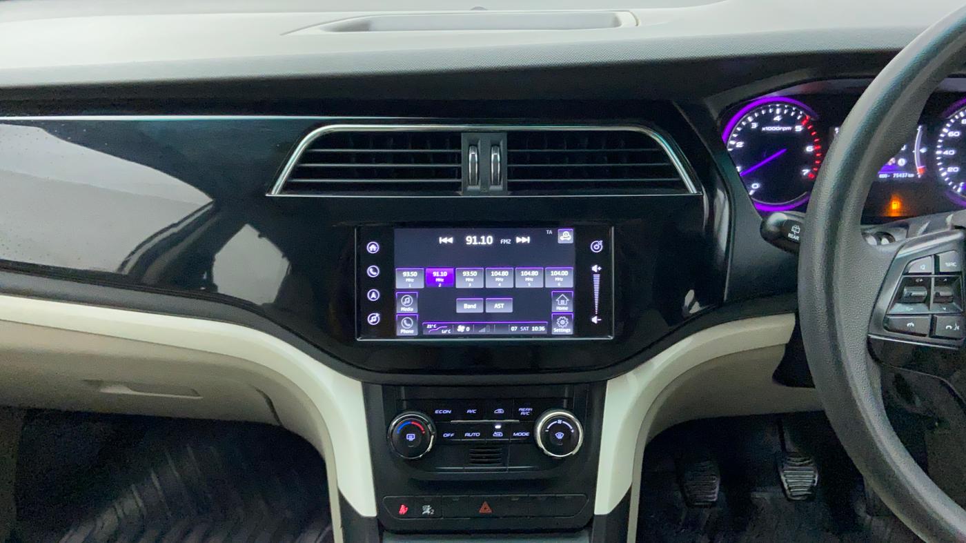 2018 Mahindra MARAZZO M8 7 STR, Diesel, Manual, 75,436 km, Air Conditioner