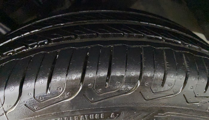 2011 Toyota Etios VX, Petrol, Manual, 64,947 km, Left Rear Tyre Tread