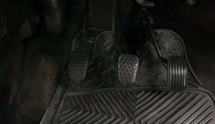 2022 Tata Tiago XT CNG, CNG, Manual, 67,292 km, Pedals