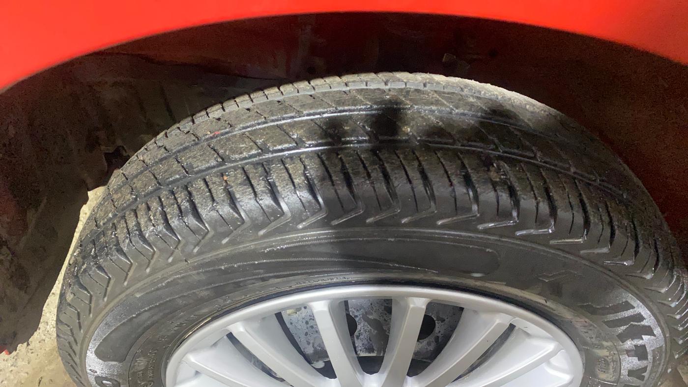 2022 Maruti Alto K10 VXI PLUS, Petrol, Manual, 42,581 km, Left Front Tyre Tread