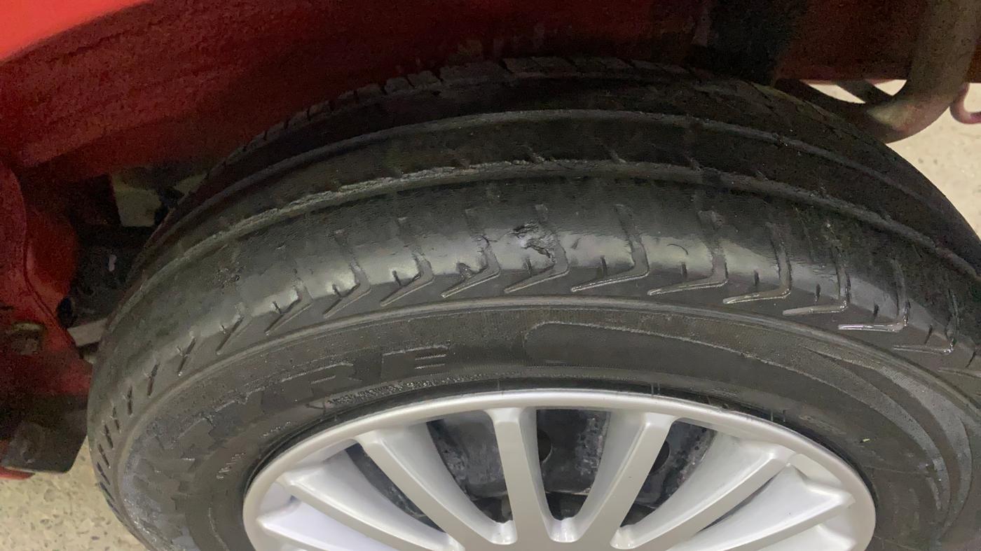 2022 Maruti Alto K10 VXI PLUS, Petrol, Manual, 42,581 km, Left Rear Tyre Tread