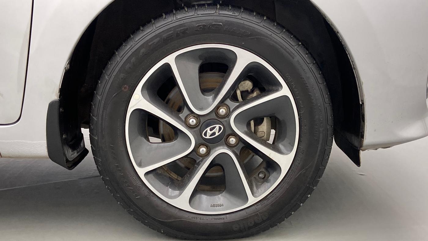 2018 Hyundai Grand i10 ASTA 1.2 KAPPA VTVT, Petrol, Manual, 25,602 km, Right Front Wheel