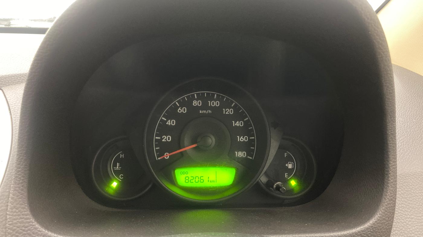 2017 Hyundai Eon ERA +, Petrol, Manual, 82,101 km, Odometer Image