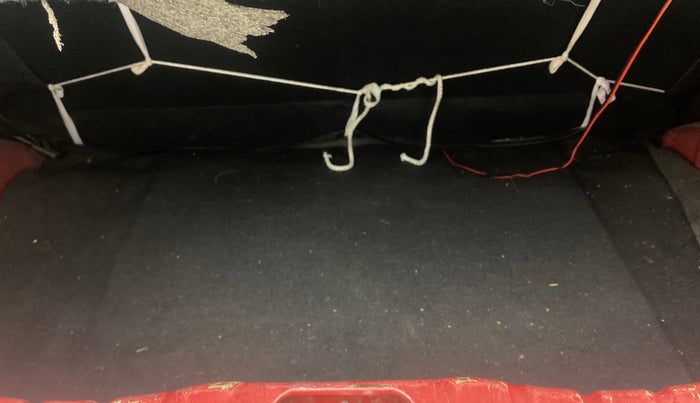 2017 Hyundai Eon ERA +, Petrol, Manual, 82,037 km, Boot Inside