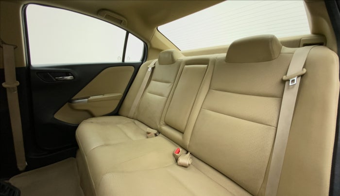 2015 Honda City VX MT PETROL, Petrol, Manual, 60,177 km, Right Side Rear Door Cabin
