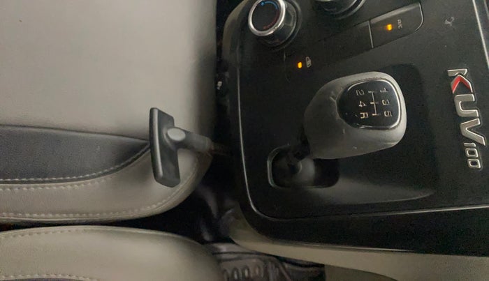 2016 Mahindra Kuv100 K4 6 STR, Petrol, Manual, 57,347 km, Gear Lever