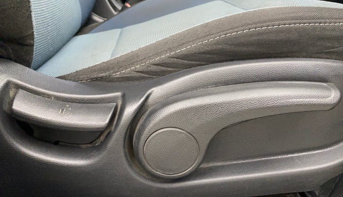 2016 Hyundai i20 Active 1.4 SX, Diesel, Manual, 58,207 km, Driver Side Adjustment Panel