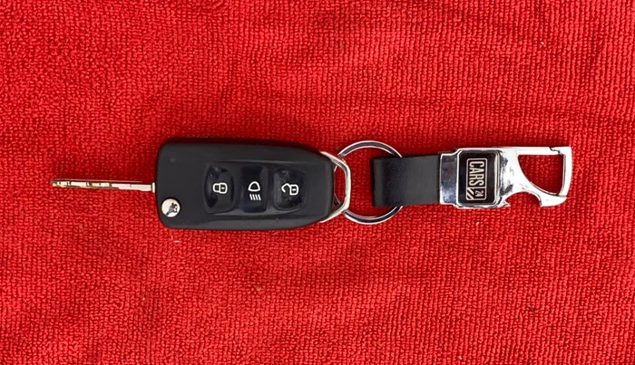 2014 Tata Bolt XT REVOTRON, Petrol, Manual, 61,779 km, Key Close Up