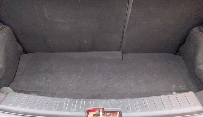 2014 Tata Bolt XT REVOTRON, Petrol, Manual, 61,779 km, Boot Inside