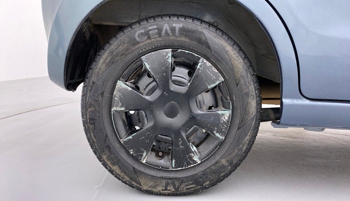 2011 Maruti A Star VXI (ABS) AT, Petrol, Automatic, 65,985 km, Right Rear Wheel