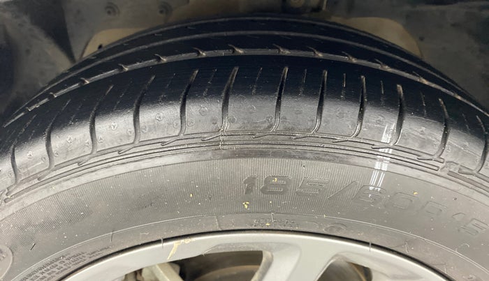 2019 Ford FREESTYLE TITANIUM 1.2 TI-VCT MT, Petrol, Manual, 33,538 km, Left Front Tyre Tread