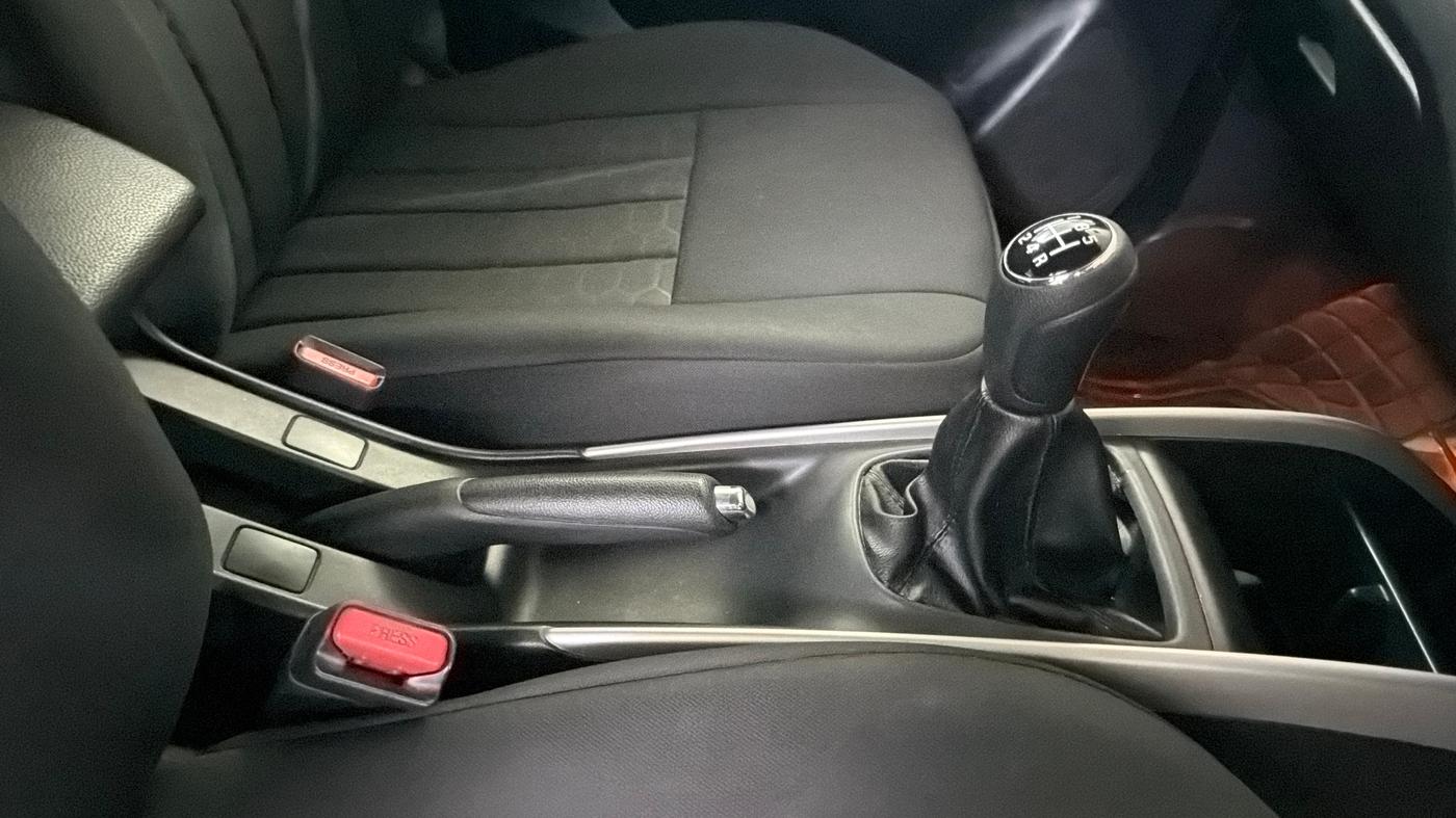 2016 Maruti Baleno ZETA PETROL 1.2, CNG, Manual, 51,646 km, Gear Lever