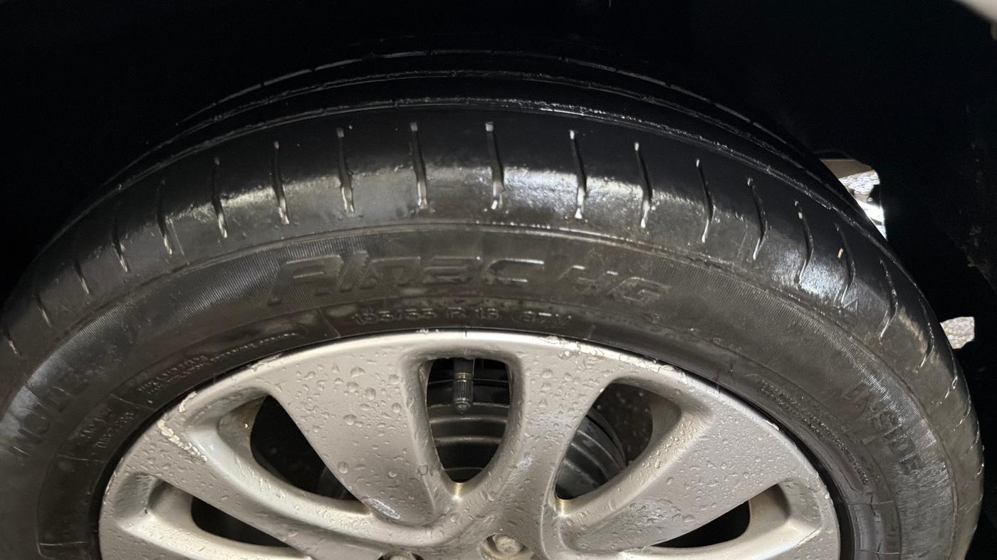 2016 Maruti Baleno ZETA PETROL 1.2, CNG, Manual, 51,646 km, Left Rear Tyre Tread