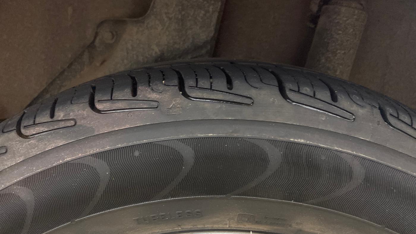 2013 Honda Brio S MT, Petrol, Manual, 58,114 km, Left Rear Tyre Tread
