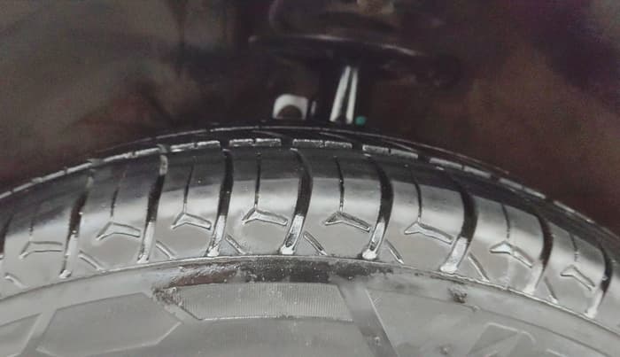 2021 Maruti Ertiga VXI CNG, CNG, Manual, 1,34,217 km, Left Front Tyre Tread