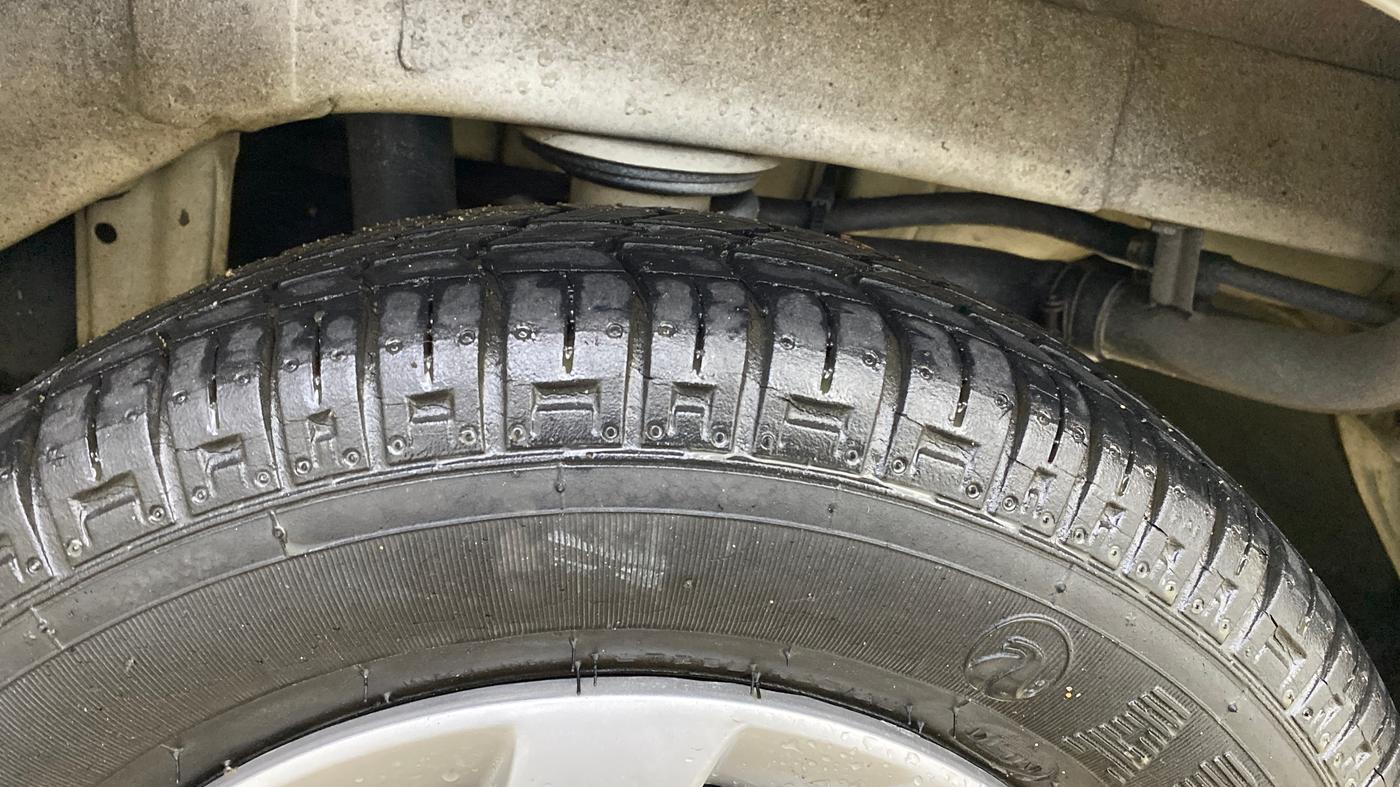 2017 Maruti Alto 800 LXI, Petrol, Manual, 24,987 km, Left Rear Tyre Tread