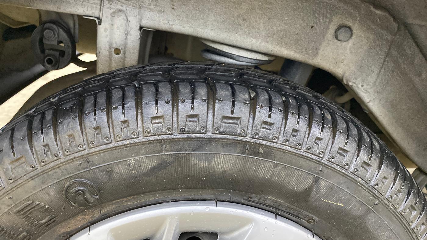 2017 Maruti Alto 800 LXI, Petrol, Manual, 24,987 km, Right Rear Tyre Tread