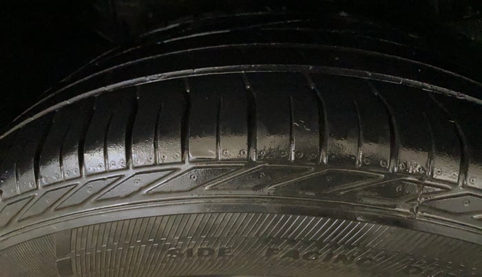 2020 Tata NEXON XZ PLUS PETROL, Petrol, Manual, 51,353 km, Right Rear Tyre Tread