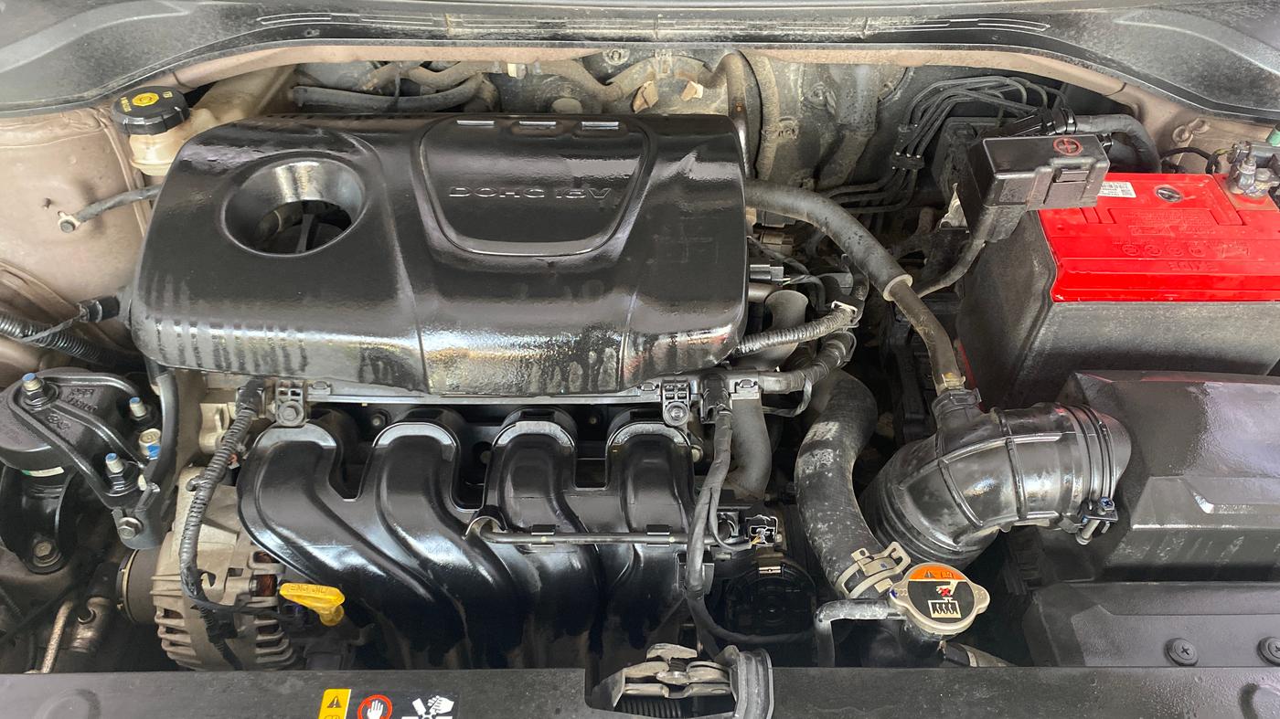 2017 Hyundai Verna 1.6 VTVT SX O, Petrol, Manual, 35,353 km, Engine View