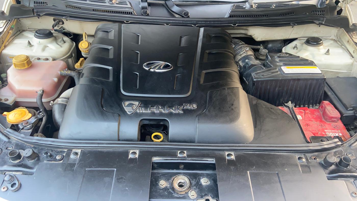 2015 Mahindra XUV500 W6, Diesel, Manual, 76,338 km, Engine View