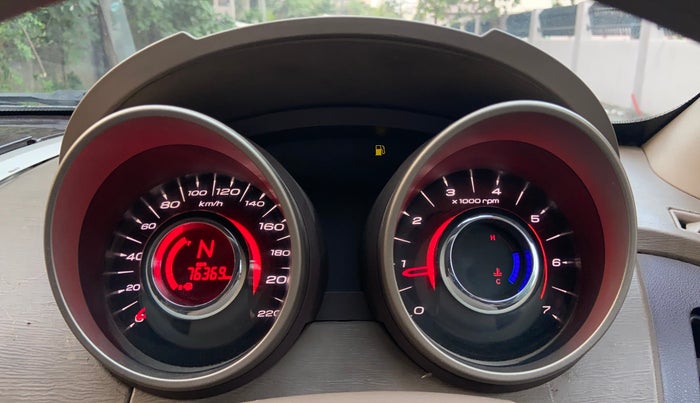 2015 Mahindra XUV500 W6, Diesel, Manual, 76,338 km, Odometer Image