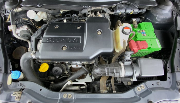 2017 Maruti Swift VDI, Diesel, Manual, 42,055 km, Open Bonet