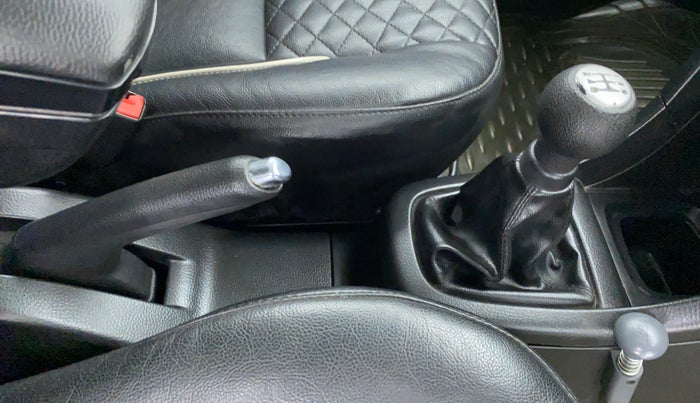 2017 Maruti Swift VDI, Diesel, Manual, 42,055 km, Gear Lever