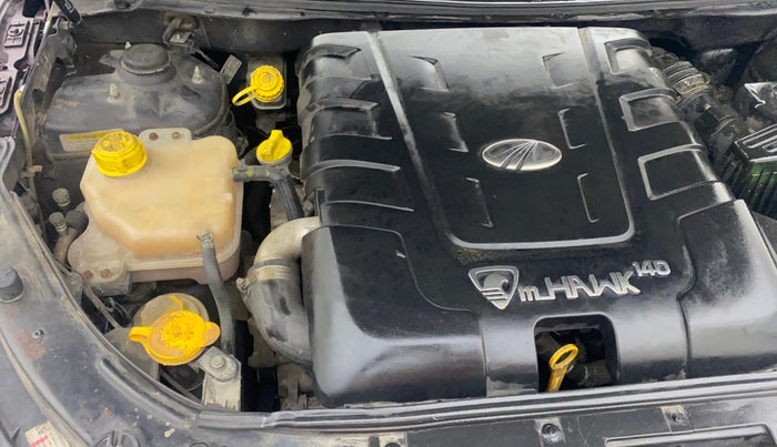 2016 Mahindra XUV500 W10 AT, Diesel, Automatic, 1,15,749 km, Engine View - Right