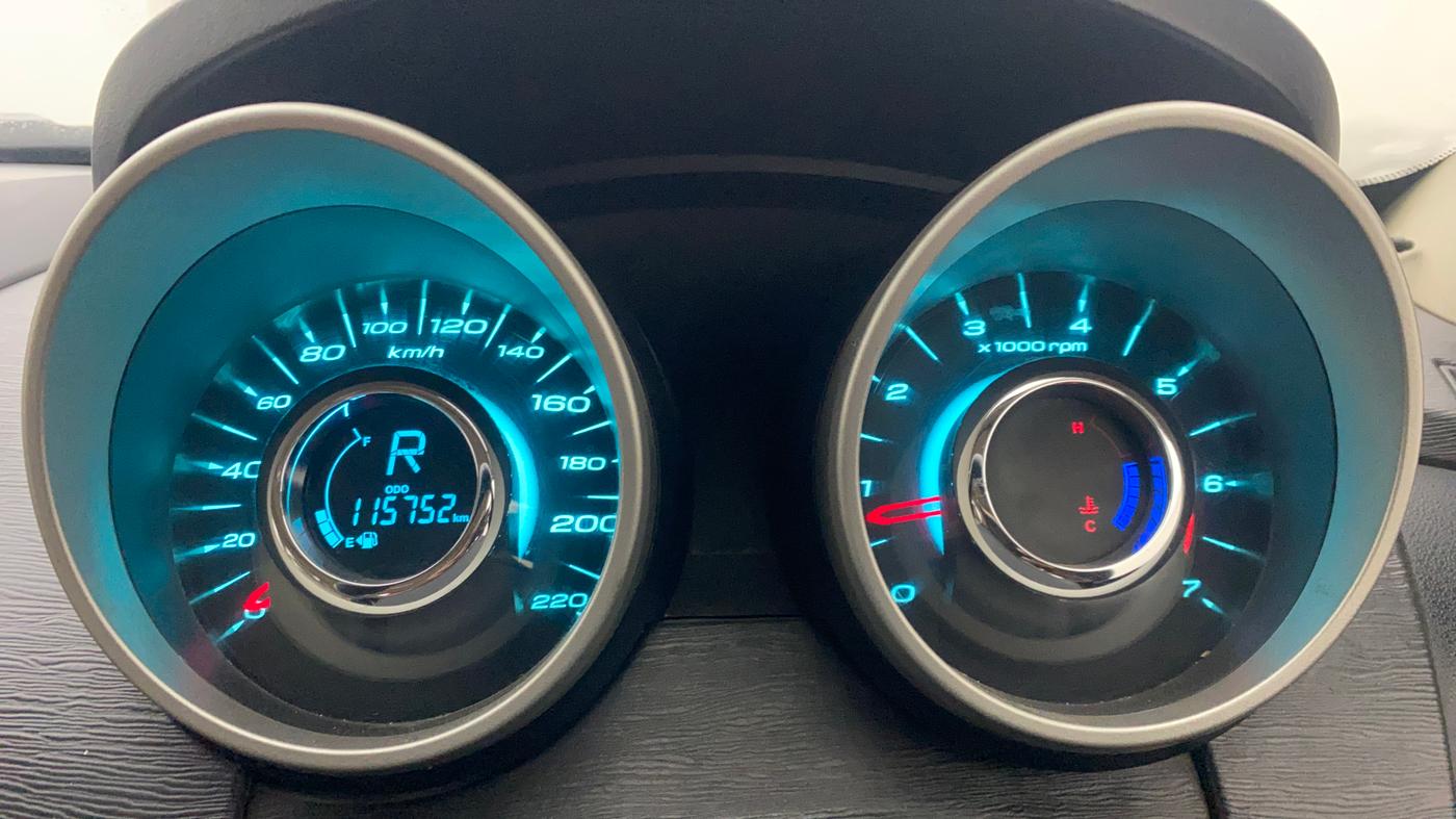 2016 Mahindra XUV500 W10 AT, Diesel, Automatic, 1,15,749 km, Odometer Image