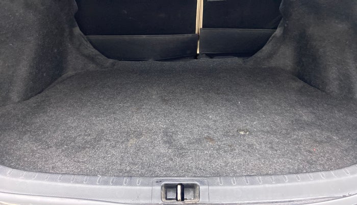 2019 Toyota Corolla Altis GL PETROL, Petrol, Manual, 55,896 km, Boot Inside