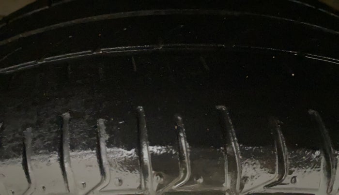 2018 Maruti Baleno ALPHA CVT PETROL 1.2, Petrol, Automatic, 88,778 km, Left Front Tyre Tread