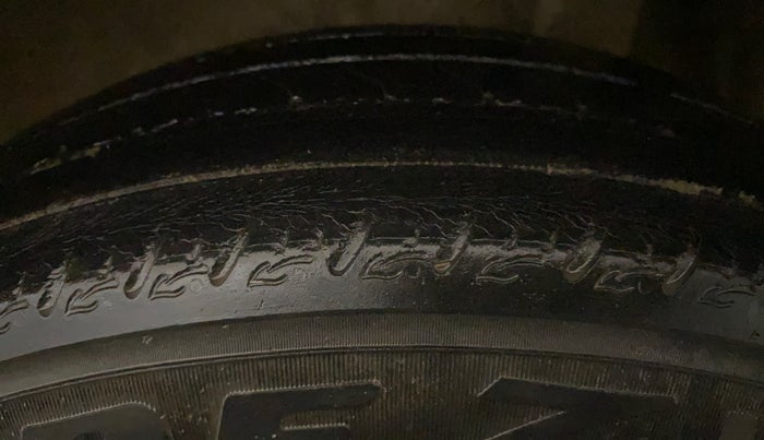 2021 Maruti S PRESSO VXI CNG, CNG, Manual, 19,798 km, Left Rear Tyre Tread