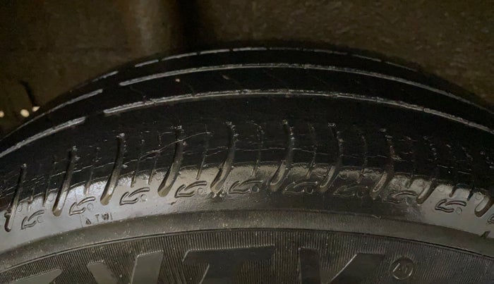 2021 Maruti S PRESSO VXI CNG, CNG, Manual, 19,798 km, Right Rear Tyre Tread