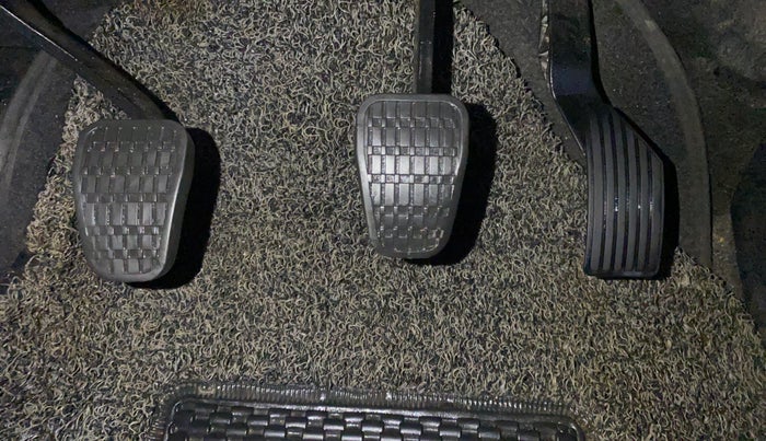 2018 Tata NEXON XZ PETROL, Petrol, Manual, 78,270 km, Pedals