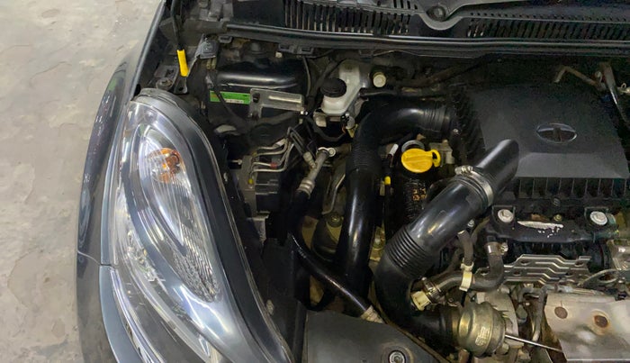 2018 Tata NEXON XZ PETROL, Petrol, Manual, 78,270 km, Engine View - Right