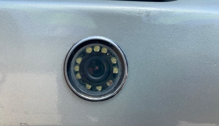 2019 Maruti Swift VXI, Petrol, Manual, 70,199 km, Parking Camera