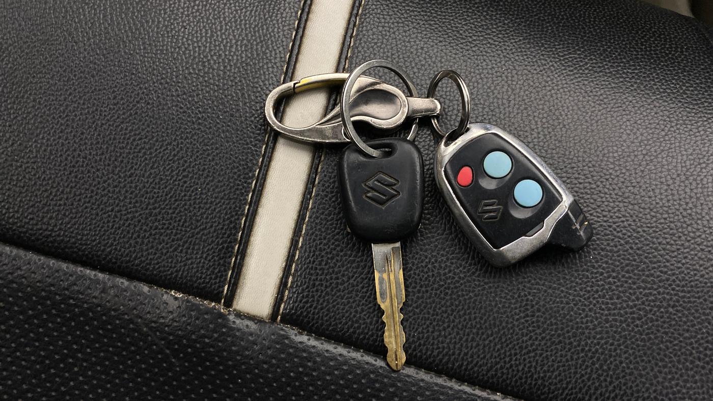 2019 Maruti Alto K10 VXI, Petrol, Manual, 48,518 km, Key Close Up
