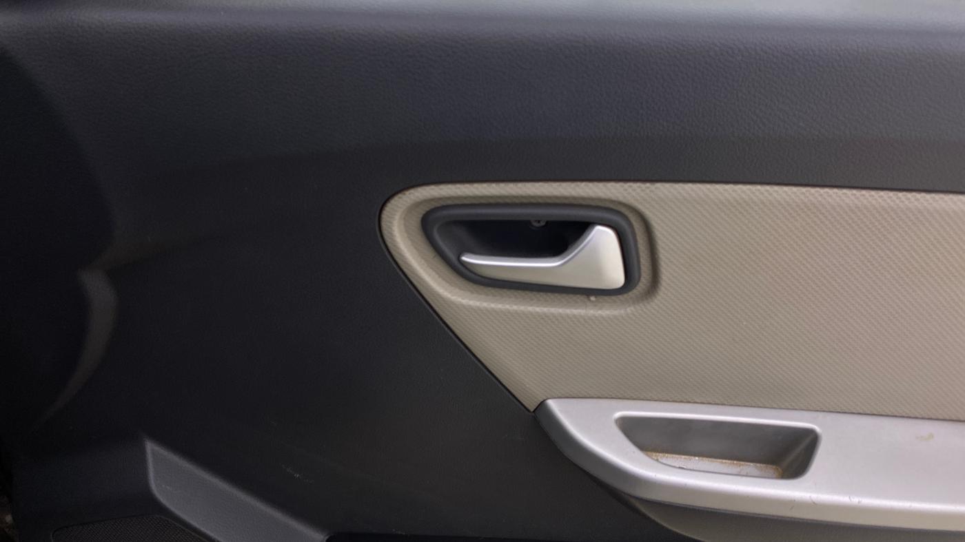 2019 Maruti Alto K10 VXI, Petrol, Manual, 48,518 km, Driver Side Door Panels Control