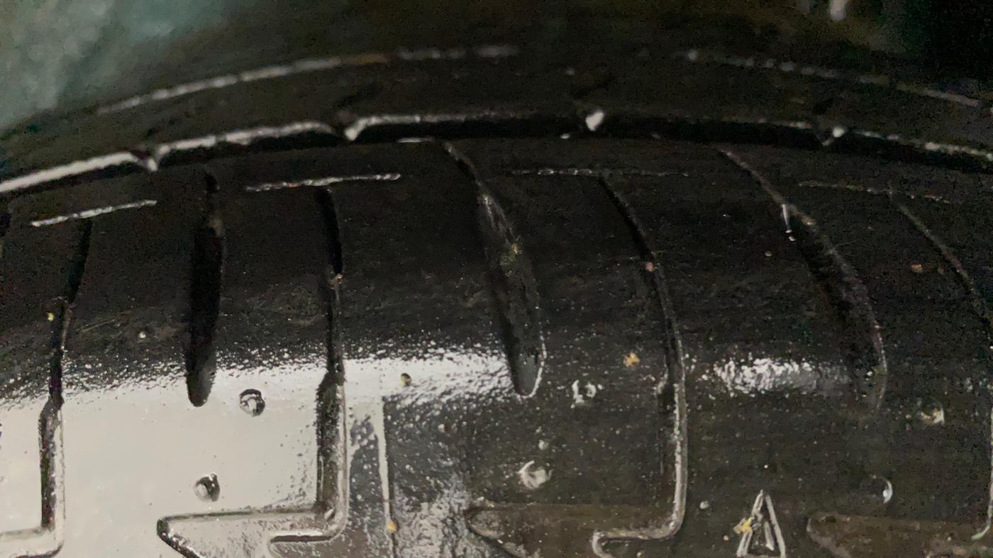 2020 Maruti IGNIS ZETA 1.2 AMT, Petrol, Automatic, 16,569 km, Left Rear Tyre Tread
