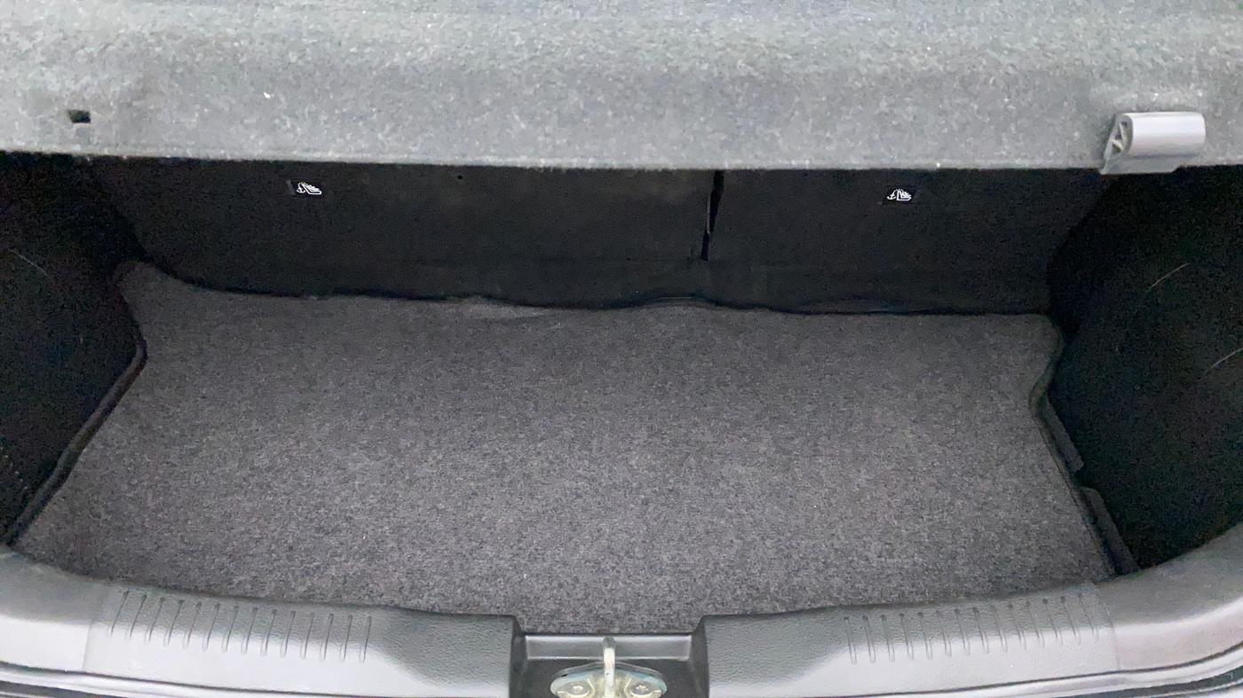 2020 Maruti IGNIS ZETA 1.2 AMT, Petrol, Automatic, 16,569 km, Boot Inside