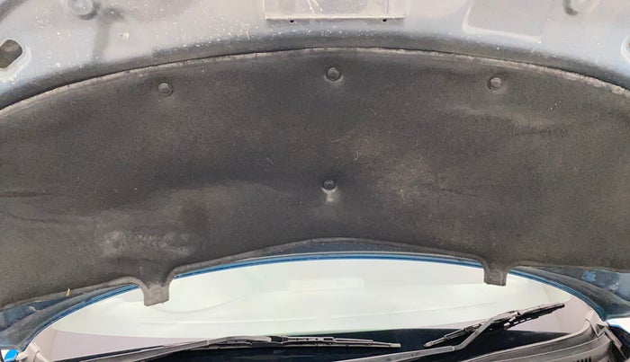 2020 Maruti IGNIS ZETA 1.2 AMT, Petrol, Automatic, 16,569 km, Bonnet (hood) - Insulation cover has minor damage