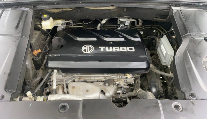 2024 MG HECTOR SAVVY PRO 1.5 TURBO CVT PETROL, Petrol, Automatic, 9,214 km, Engine View