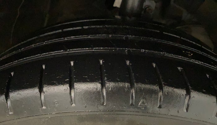 2019 Maruti Baleno ZETA PETROL 1.2, Petrol, Manual, 51,893 km, Right Front Tyre Tread