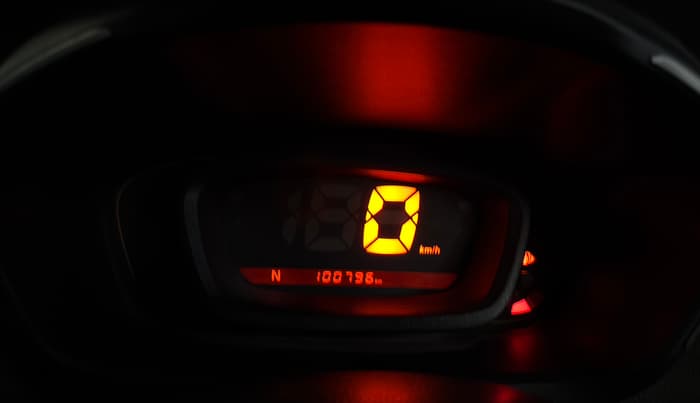 2017 Renault Kwid RXT 1.0 AMT (O), Petrol, Automatic, 1,00,783 km, Odometer Image