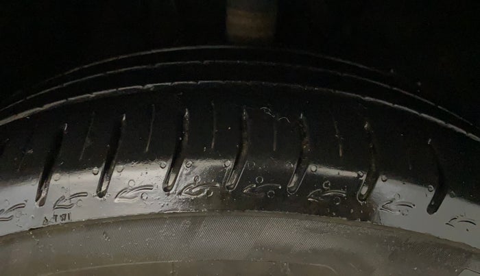 2024 Tata ALTROZ Racer R2, Petrol, Manual, 16,864 km, Right Front Tyre Tread