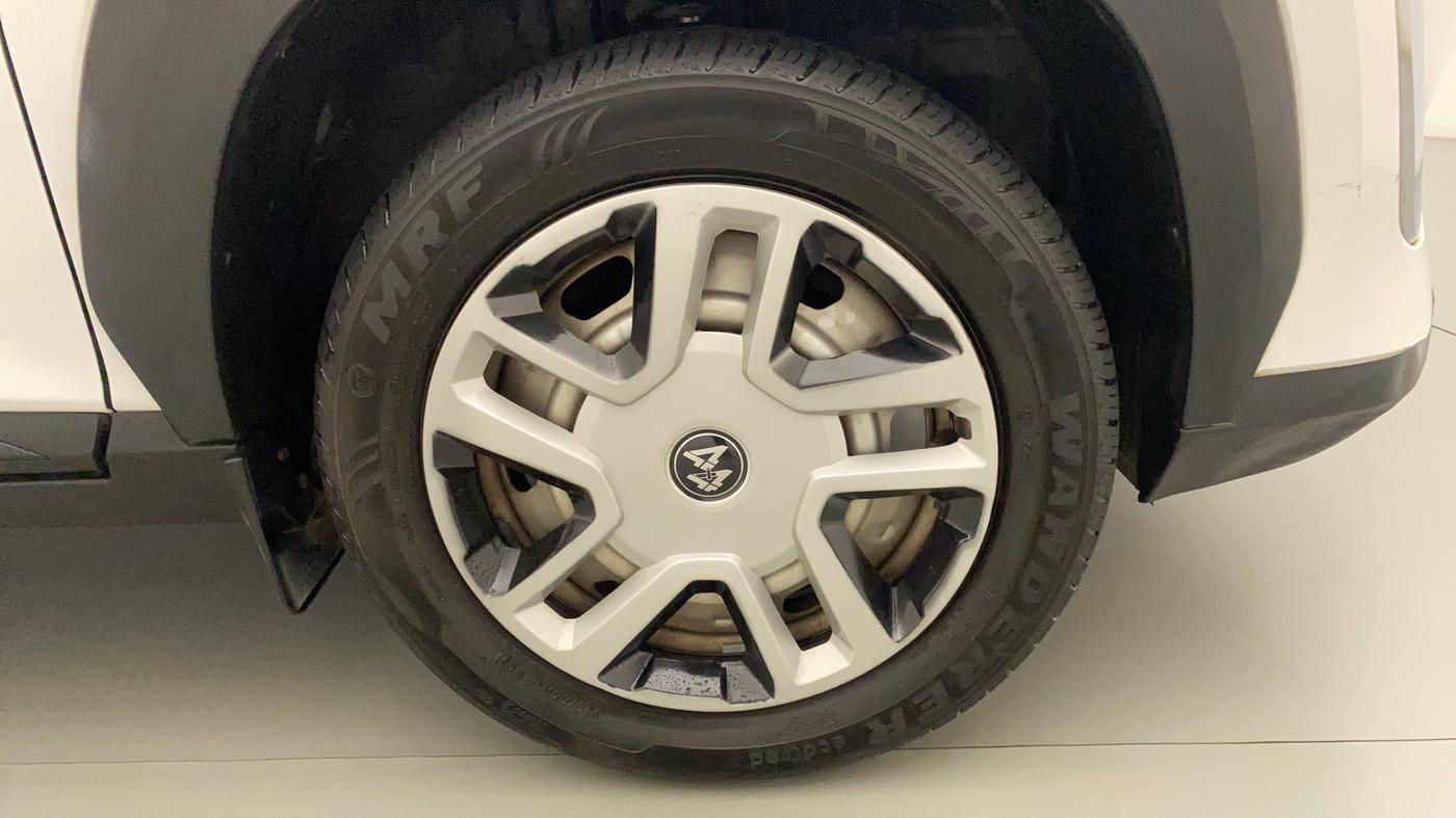 2023 Nissan MAGNITE XE, Petrol, Manual, 9,324 km, Right Front Wheel
